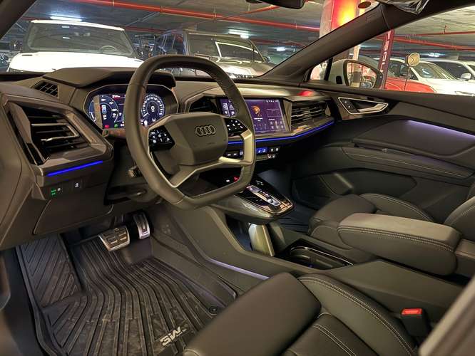 AUDI Q4 40 E-TRON 2026