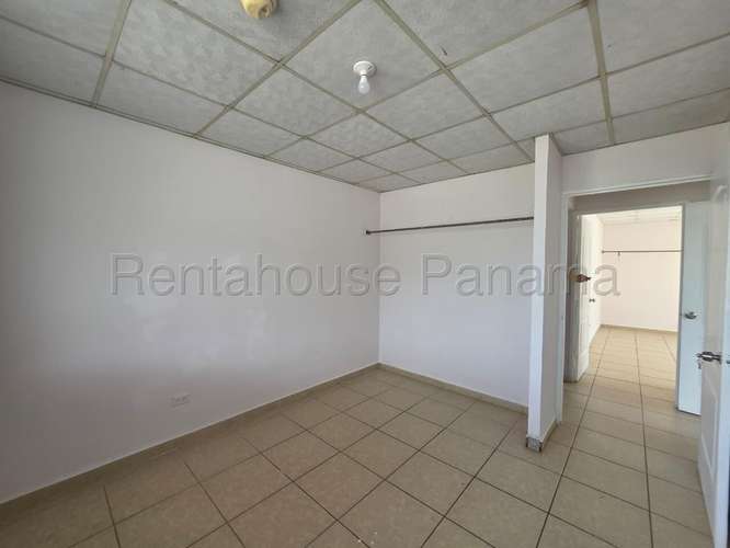 Venta de Casa en Brisas del Golf Arraijan 27-1536CM