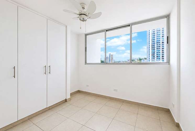  ! Apartamento en Carrasquilla I con balcón y vista a la ciudad - Imagen 12