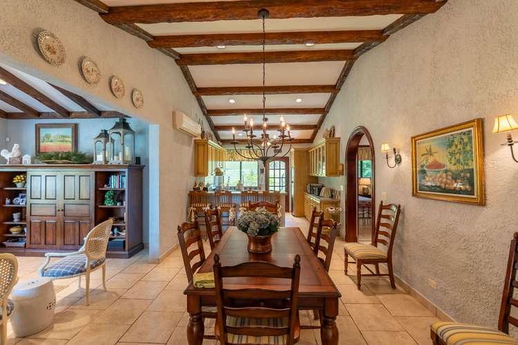Finca de Lujo en la Cima de la Colina en Venta en El Valle de Antón - Imagen 8