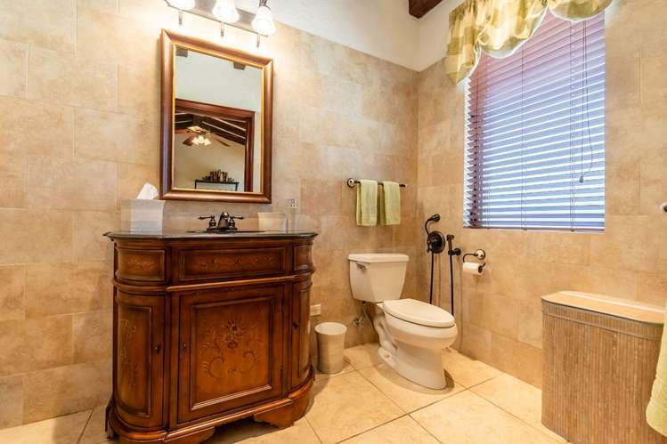 Finca de Lujo en la Cima de la Colina en Venta en El Valle de Antón - Imagen 18
