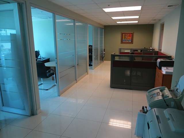 Ocean Business Plaza. 186mts 3est amoblada $2500.00 - Imagen 2