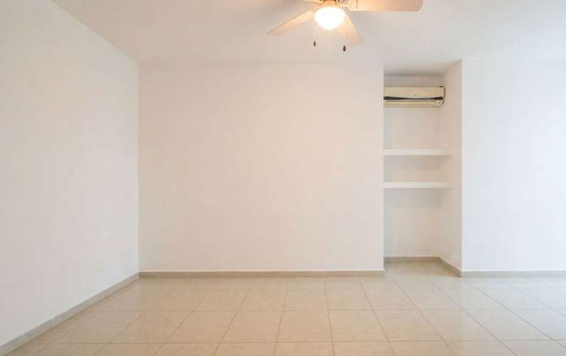 Apartamento en Bella Vista cerca de Avenida Balboa I con excelente distribucion y deposito - Imagen 10