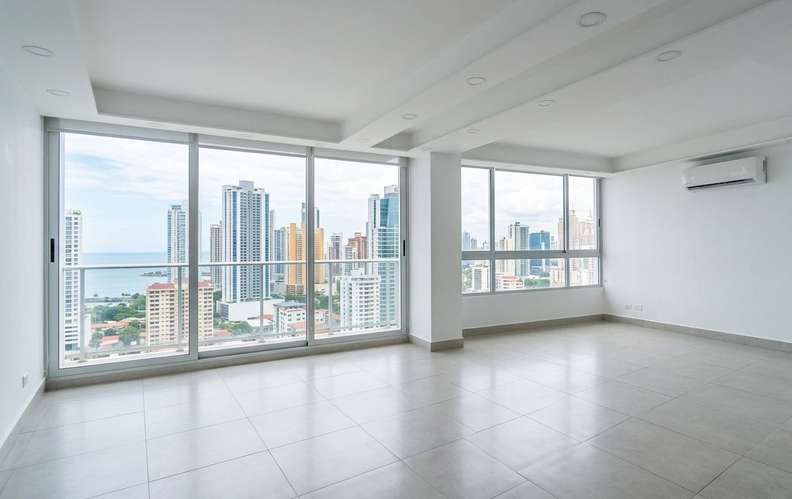  Apartamento en Obarrio I con balcon y ubicación privilegiada - Imagen 3