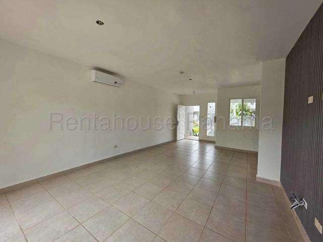 VENTA DE CASA REMODELADA EN PASEO DEL NORTE/BRISAS DEL GOLF 27-2018/GMB - Imagen 17
