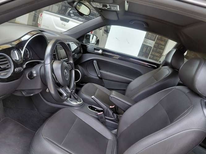 VOLKSWAGEN BEETLE 2015 AUTOMATICO - Imagen 7