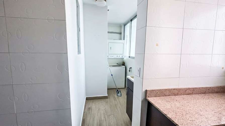 Apartamento en San Francisco I 2 Rec I linea blanca I con balcon y A una cuadra de Multiplaza - Imagen 14