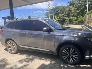 Mitsubishi Outlander  Pasajeros - 88,000 km