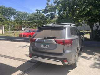 Mitsubishi Outlander  Pasajeros - 88,000 km