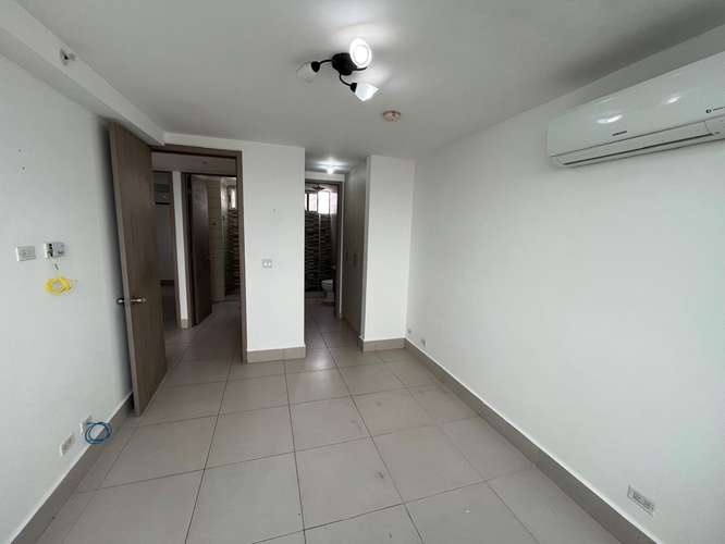Se Alquila Iluminado Apartamento en PH Sky Point - Betania. - Imagen 8