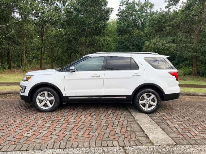 2016 Ford Explorer - Imagen 5