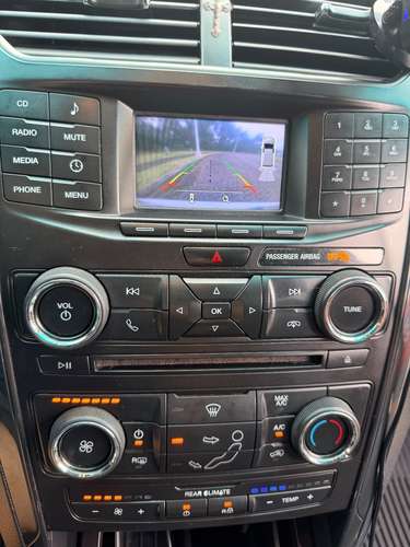 2016 Ford Explorer - Imagen 10