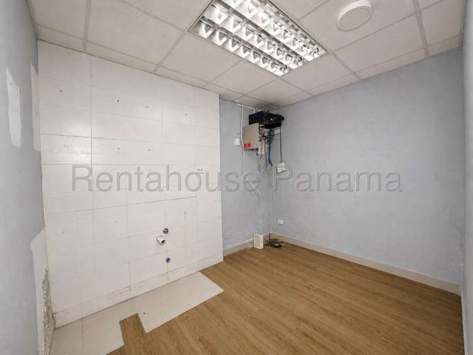 Venta de Local Comercial en Marbella – Tower One - Imagen 6