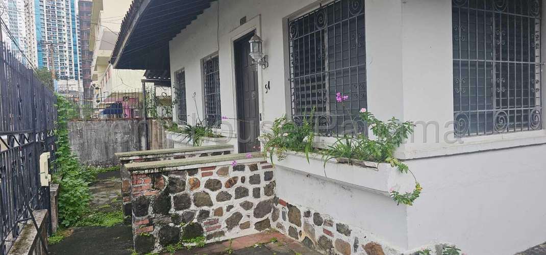 Alquiler de Casa en Bellavista – Casa Comercial - Imagen 5