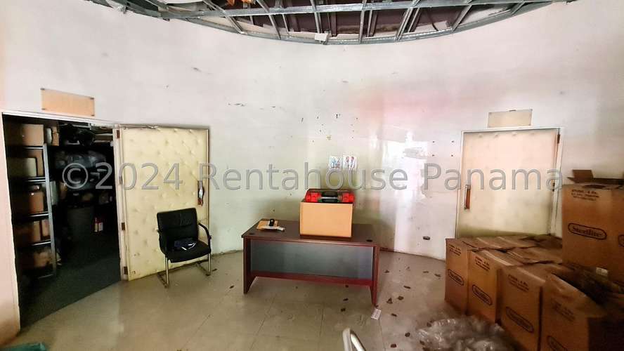 Venta de Local Comercial en Marbella – Local Comercial - Imagen 4