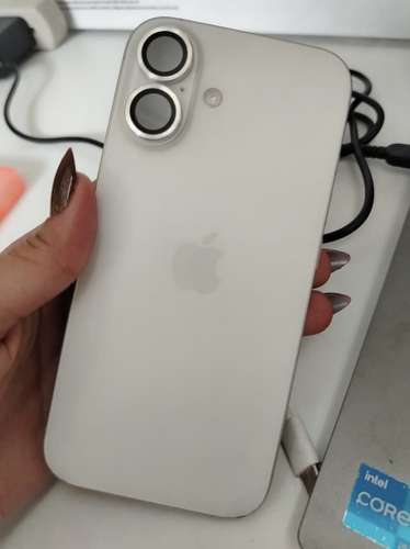 iPhone 16 - Imagen 2