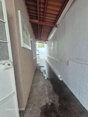 ALQUILER DE CASA EN BRISAS DEL GOLF 