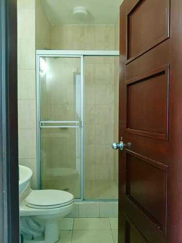 Se Alquila Apartamento amoblado en Av. Balboa. - Imagen 10