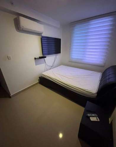ALQUILER DE APARTAMENTO AMOBLADO EN LA 12 OCTUBRE, 2 RECAMARAS $950 - Imagen 5