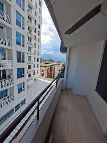 EXCELENTE PRECIO 3 RECAMARA / 3 BANOS Y CUARTO EMPLEDO EL CANREJO DE LUJO