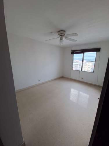 EXCELENTE PRECIO 3 RECAMARA / 3 BANOS Y CUARTO EMPLEDO EL CANREJO DE LUJO