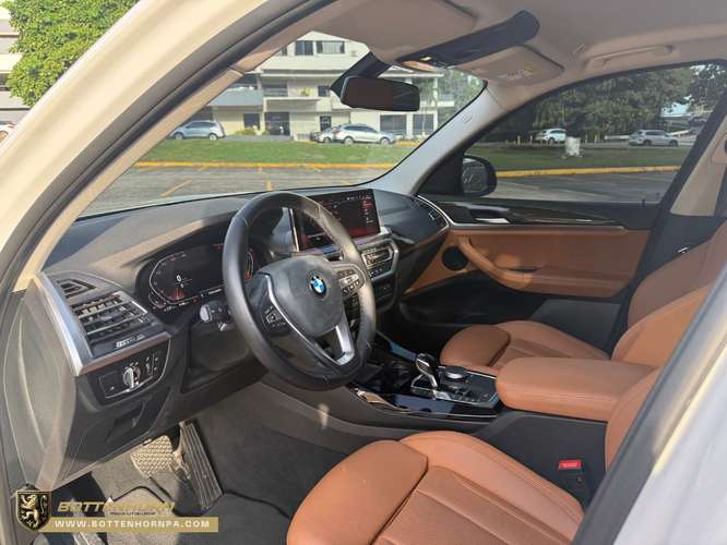 BMW X3 xDrive 30i 2023 Unico dueño Servicios en agencia - Imagen 10