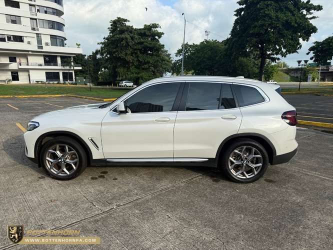 BMW X3 xDrive 30i 2023 Unico dueño Servicios en agencia - Imagen 9