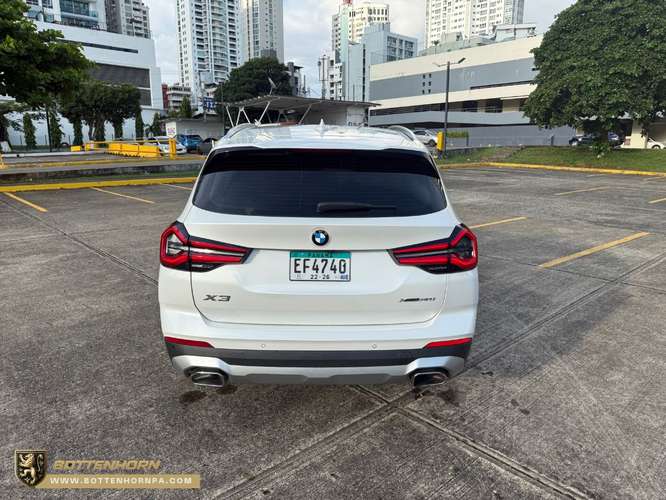 BMW X3 xDrive 30i 2023 Unico dueño Servicios en agencia - Imagen 5
