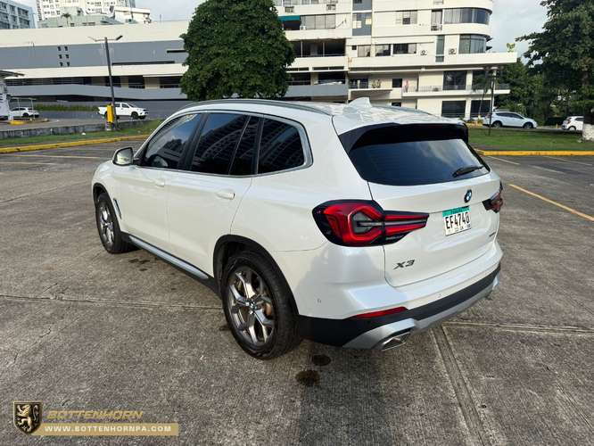 BMW X3 xDrive 30i 2023 Unico dueño Servicios en agencia - Imagen 8
