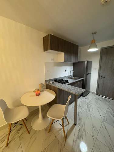 Alquilo Apartamento en Avenida Balboa Clientes Directos B - Imagen 4