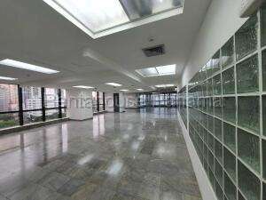 Local Comercial en Alquiler en Bella Vista 26jack3102 - Imagen 7