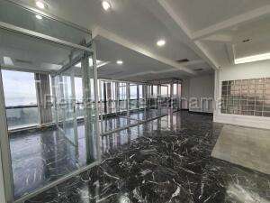 Local Comercial en Alquiler en Bella Vista 26jack3102 - Imagen 2
