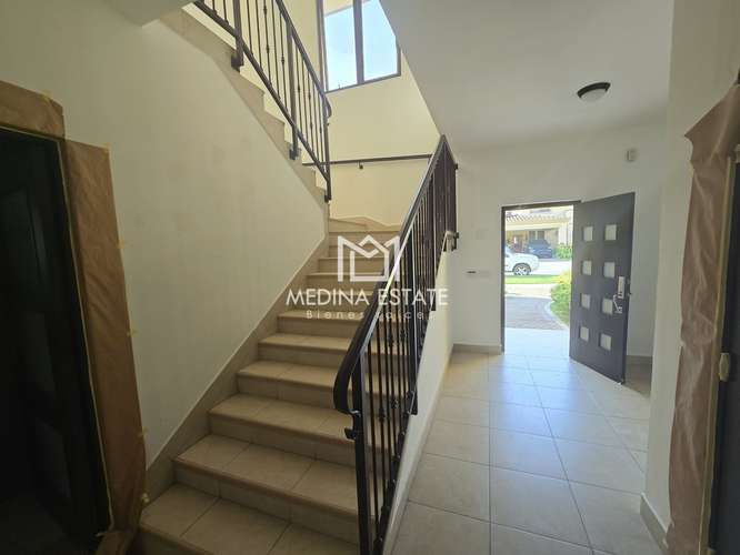Vendo en Clayton casa Embassy Club Unifamiliar 4 Habitación con jardín - Imagen 10