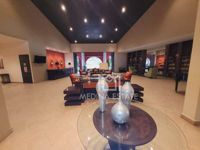Vendo en Clayton casa Embassy Club Unifamiliar 4 Habitación con jardín - Imagen 18