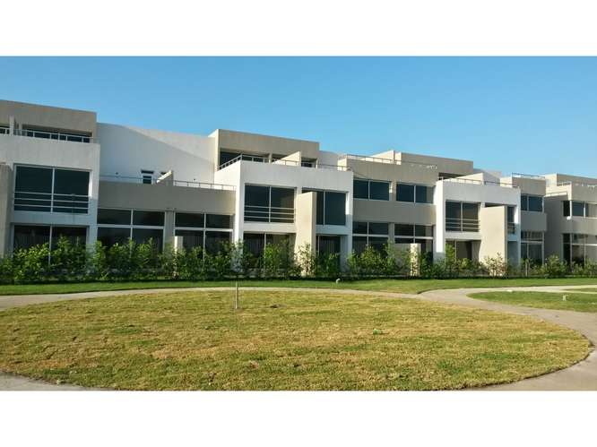 CASAS EN VENTA-COSTA SUR, AMPLIOS ESPACIOS, TERRAZAS Y AMENIDADES. MZ - Imagen 1