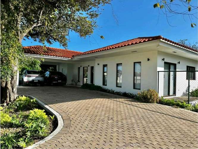 Venta de Casa en Ph la Colonia, Via Punta Chame
