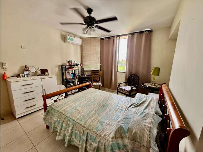 Venta – PH Centrum Tower, El Cangrejo / Bella Vista 4 Recamaras LH