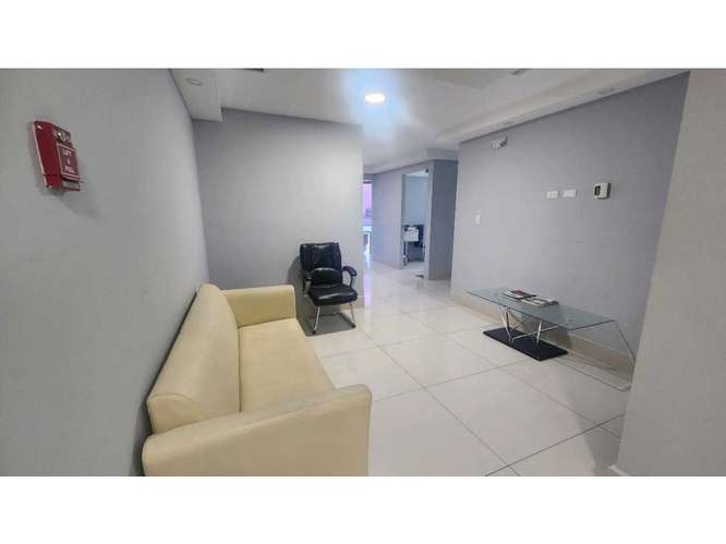 Alquiler de Oficina de 154 mts en Financial Park - Imagen 3
