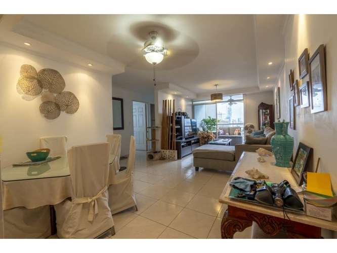 Se vende apartamento de 120 mts en el Cangrejo/ Ph Mandalay