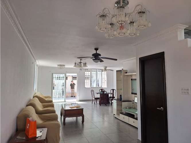 Venta de Casa esquinera de 310 mts en Brisas del Golf/ Brisas Point - Imagen 4