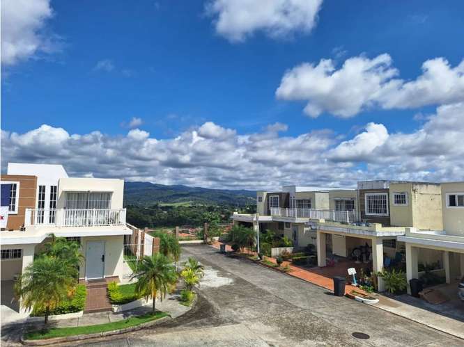Venta de Casa esquinera de 310 mts en Brisas del Golf/ Brisas Point - Imagen 1