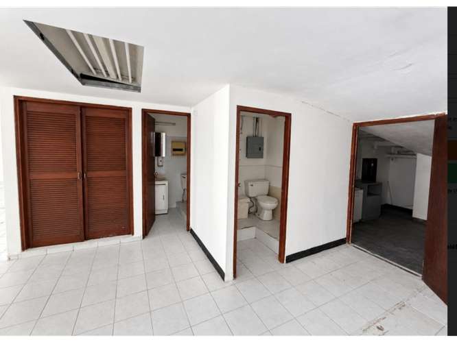 SE ALQUILA OFICINA BELLA VISTA VISTA TOWER 209M 2PARKING A ESTRENAR - Imagen 5