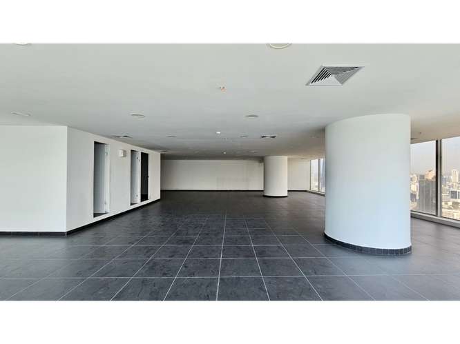 OFICINA / OCEAN BUSSINESS PLAZA / 255M / 1BAÑO / NO DIVISIONES / VACIA