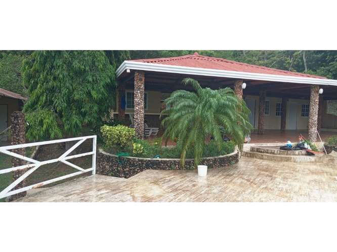 SE VENDE CASA 1000 M2 EN SAJALICES  LINDA VISTA PARADISE CON PISCINA - Imagen 4