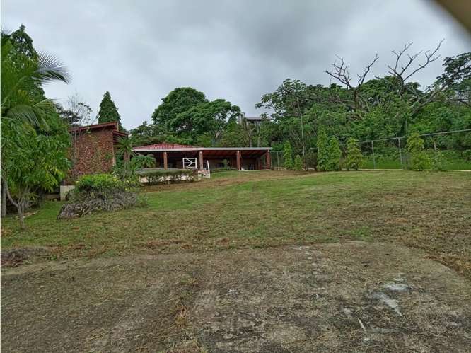 SE VENDE CASA 1000 M2 EN SAJALICES  LINDA VISTA PARADISE CON PISCINA - Imagen 7