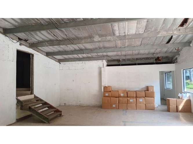 PEDREGAL / EL PARADOR / GALERA COMERCIAL / 245 M2 / SOBRE VIA - Imagen 7