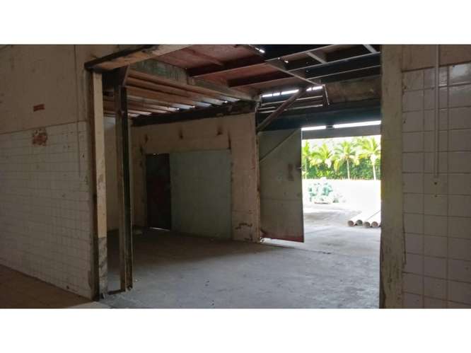 GALERA COMERCIAL / EL PARADOR / PEDREGAL  / 268 M2 / SOBRE VIA - Imagen 9