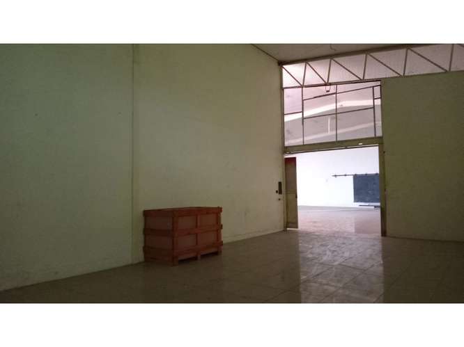 PEDREGAL / EL PARADOR / 608M2 / GALERA COMERCIAL / SOBRE VIA - Imagen 11