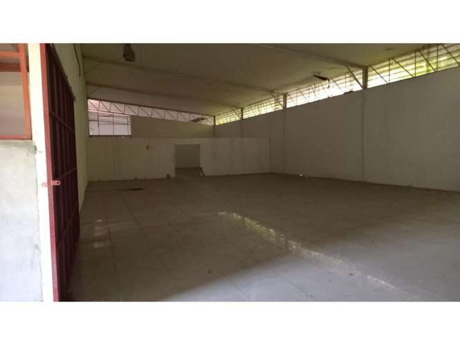 PEDREGAL / EL PARADOR / 608M2 / GALERA COMERCIAL / SOBRE VIA - Imagen 3