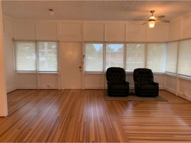 SE VENDE CASA CLAYTON ESTILO BUNGALAW 1015M 5 HABITACIONES REMODELADA